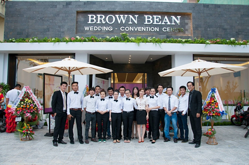 Đội ngũ nhân viên của Brown Bean