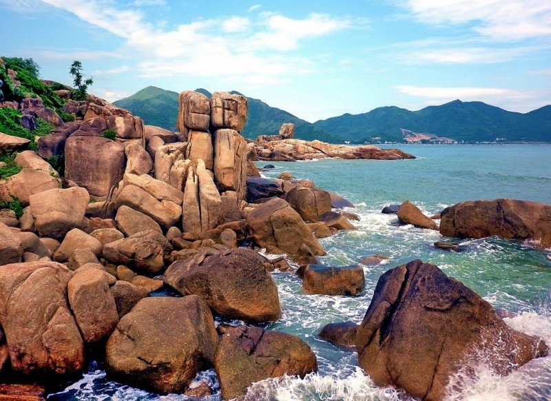 Hòn Chồng Nha Trang