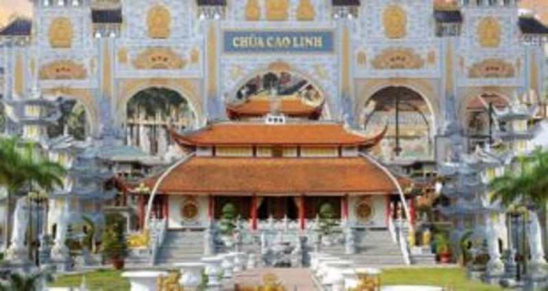Chính điện chùa Cao Linh