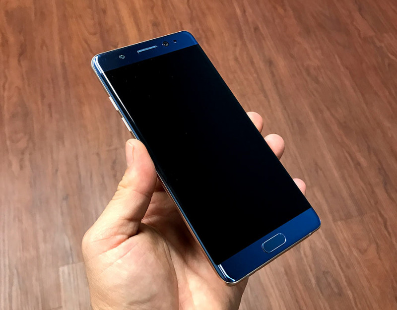 Samsung Galaxy Note FE cũ – Giá: 9.500.000 VND