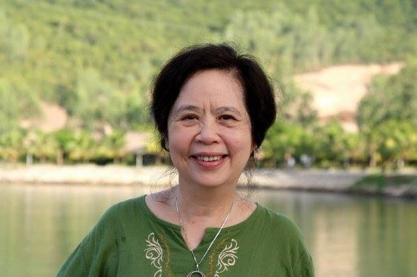 Cô Phạm Chi Mai có kinh nghiệm 40 năm giảng dạy cùng các trải nghiệm tại đại học sư phạm ngoại ngữ Hà Nội và nước ngoài