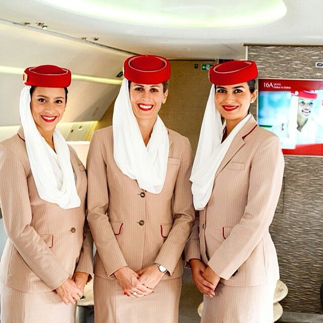 Tiếp viên Emirates