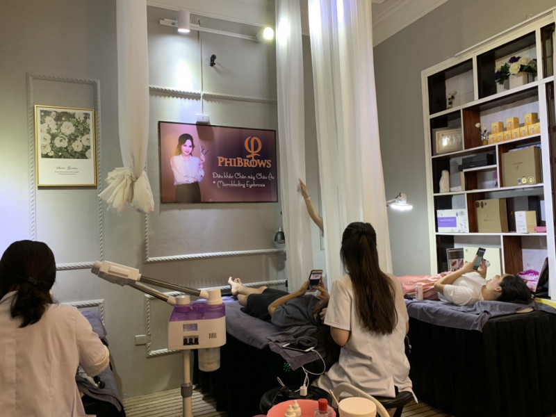 S.H.E Beauty Academy (Học viện Thẩm mỹ S.H.E)