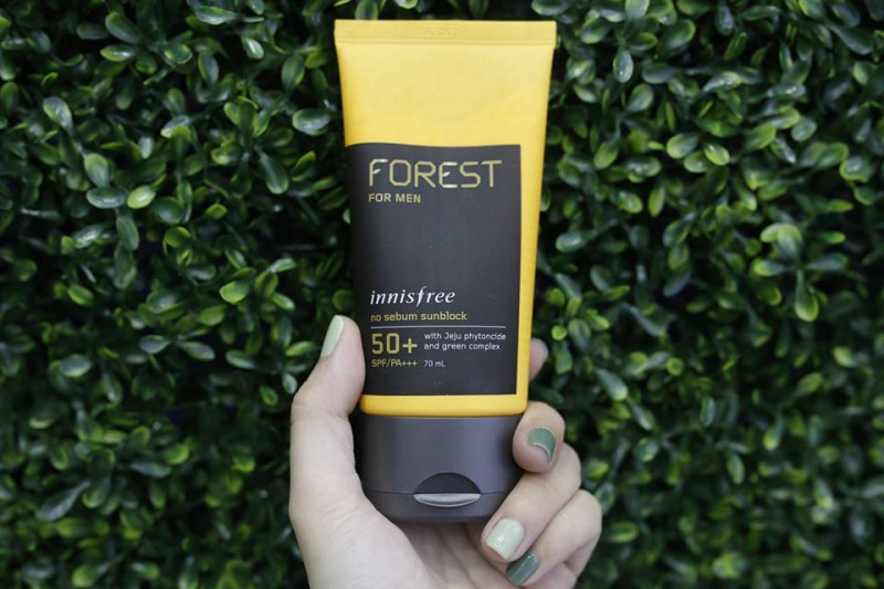 Kem Chống Nắng Innisfree Forest For Men No Sebum Sunblock