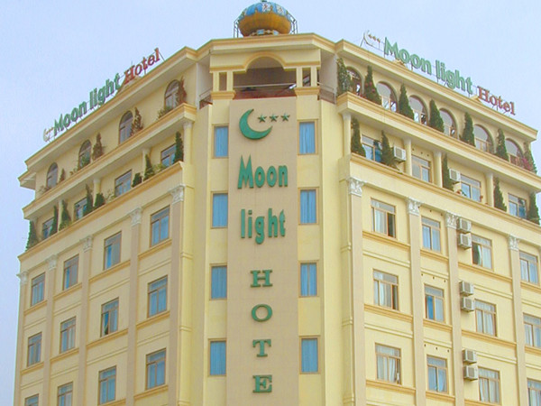 Moonlight Hotel Halong