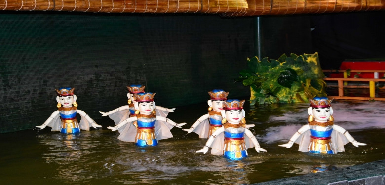 Nghệ thuật múa rối nước được lưu giữ tại Rex Sen Vàng
