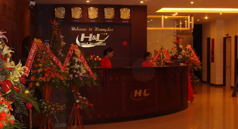 Sảnh khách sạn Hoàng Lộc
