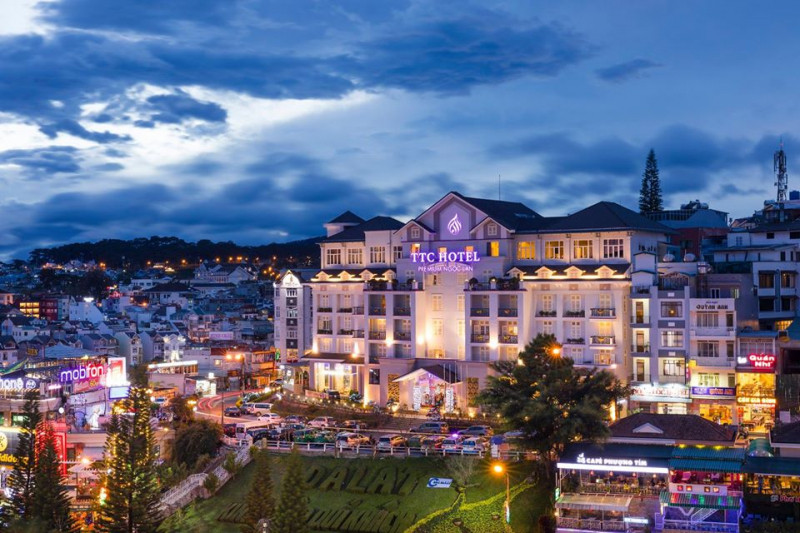 Khách sạn TTC Hotel Premium - Ngọc Lan