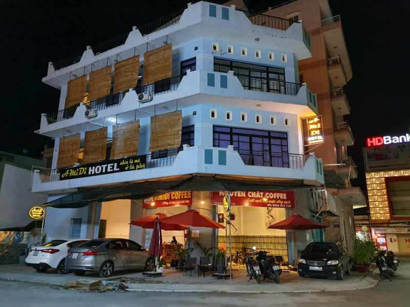 AMIDI Hotel