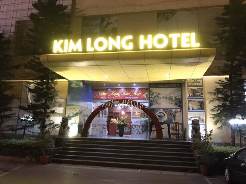 Mặt trước của Kim Long Hotel
