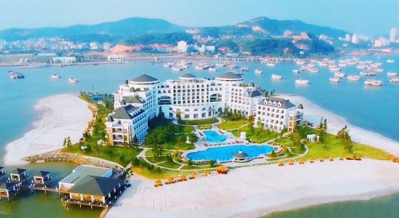 Khách sạn 5 sao Vinpearl Ha Long Bay Resort