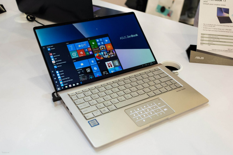 Asus ZenBook 4