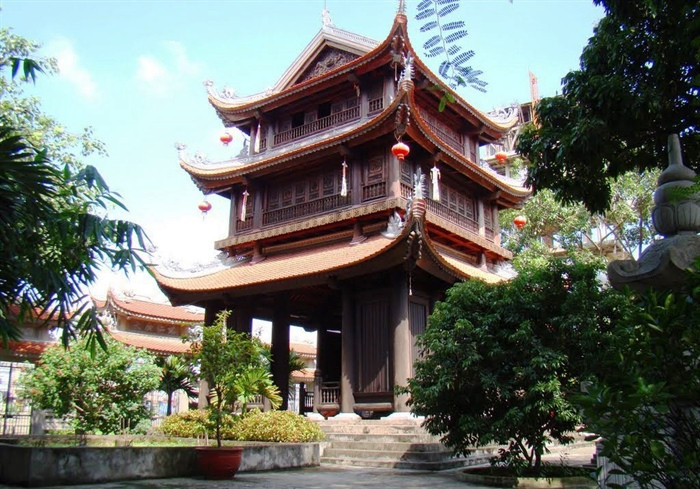 Gác chuông chùa Keo