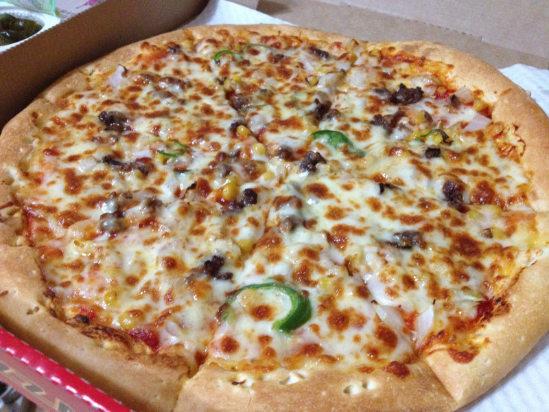 Pizza của Hàn Quốc thì không thể thiếu Kimchi trong đó rồi.