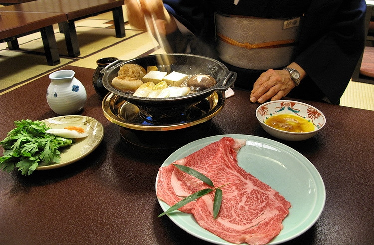 Nhà hàng Sukiyaki