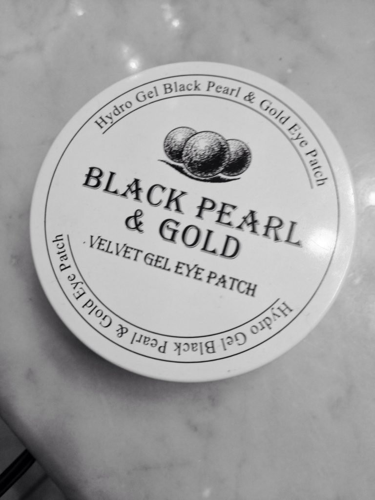 ﻿﻿Mặt nạ mắt Black Pearl & Gold Velvet Gel Eye Patch: