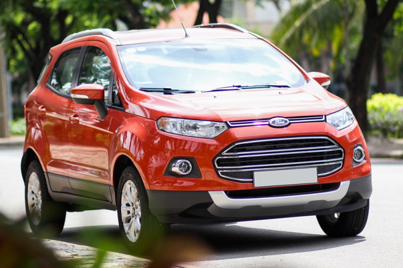 Ford EcoSport 5 chỗ