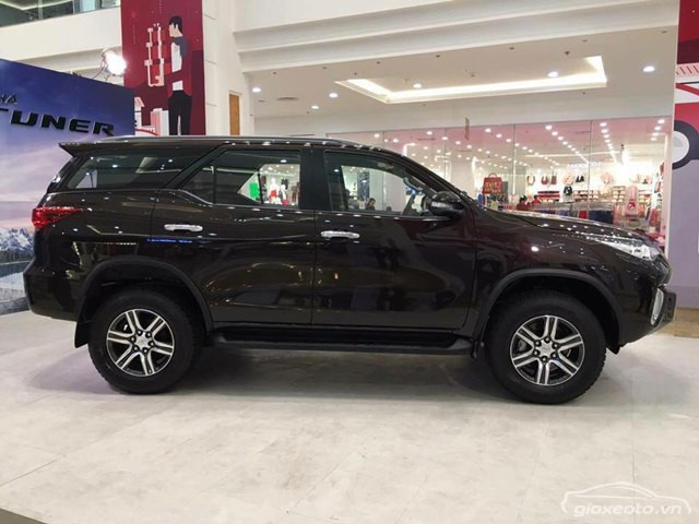 Toyota Fortuner | Doanh số: 1.013 xe