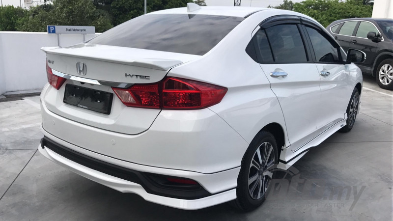 Honda City | Doanh số: 833 xe