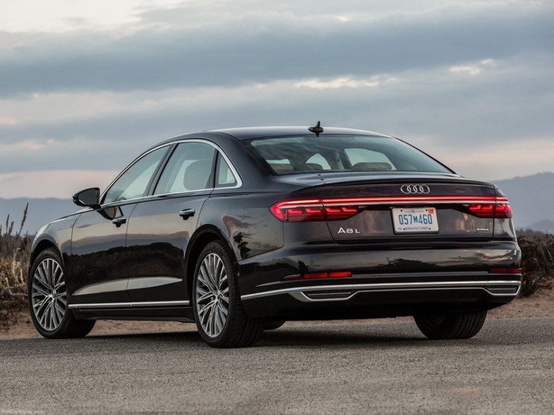 Audi A8L 2019