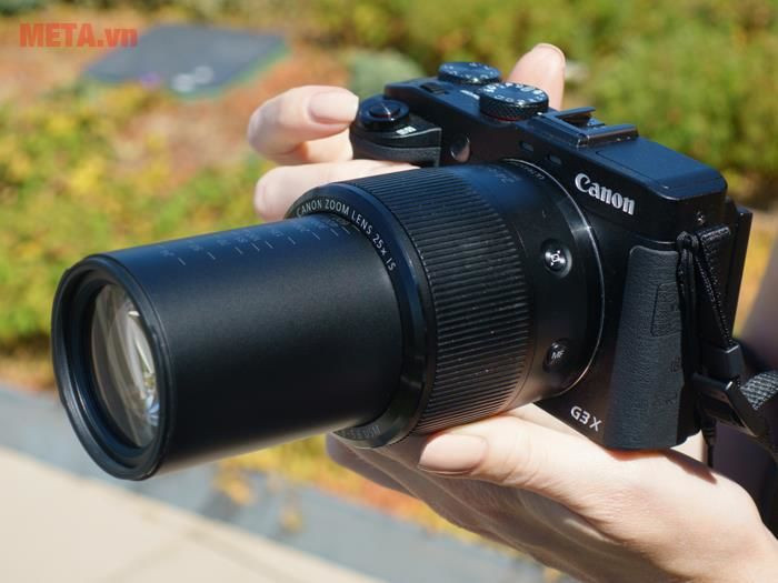 Máy ảnh Canon Powershot G3X có khả năng tự động lấy nét cực nhanh chỉ với 0.14 giây và 31 điểm ảnh