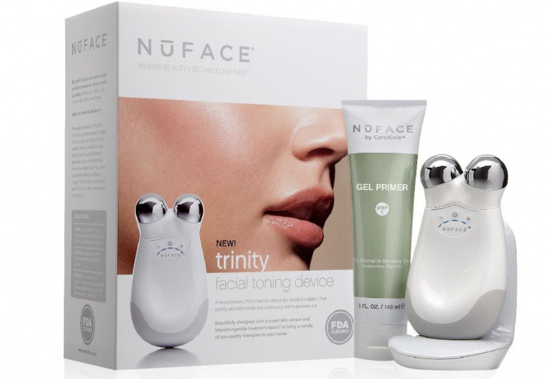 Máy massage mặt Nuface Trinity Facial Trainer