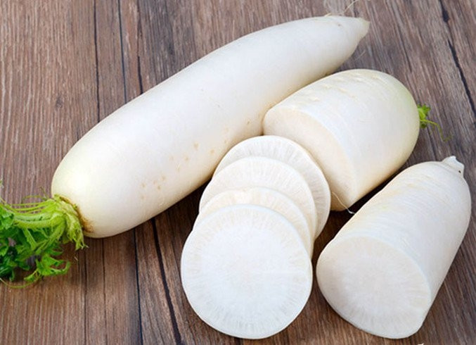 Củ cải trắng chứa chất kháng viêm, kháng khuẩn khá cao, cực kỳ hiệu quả trong việc trị ho lâu ngày