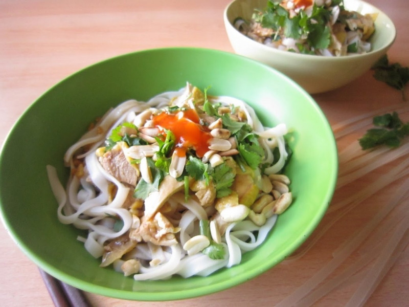 Phở trộn Hạnh Xích