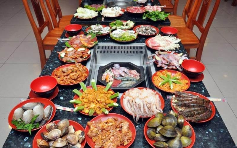 Các món ăn chế biến từ hải sản tại Sing Restaurant được rất nhiều khách hàng yêu thích