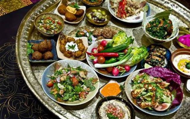 Những món ăn mang hương vị ẩm thực Trung Đông