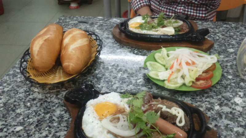 Beefsteak Nguyên Thảo - Nguyễn Văn Đậu