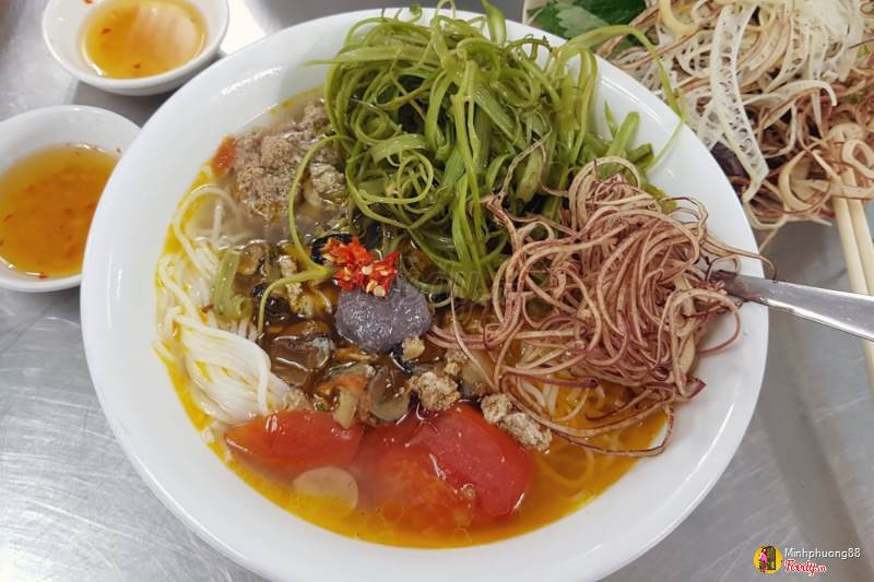 Bún riêu