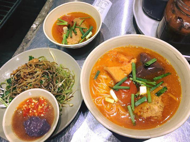 Bún Riêu Gánh Bến Thành