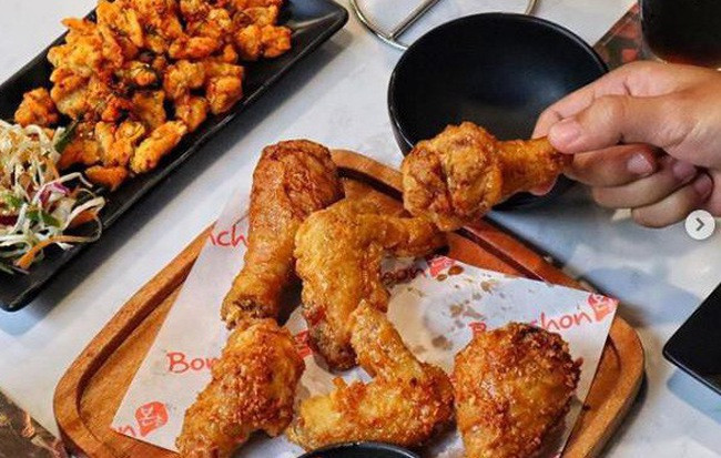 Bonchon Chicken là thương hiệu gà rán đến từ Hàn Quốc khiến tín đồ ẩm thực Sài Thành mê mệt