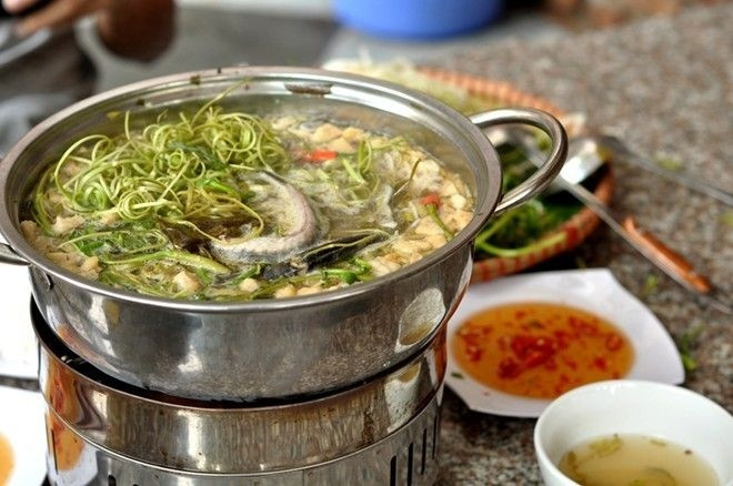 Lẩu cá kèo Bà Huyện Thanh Quan