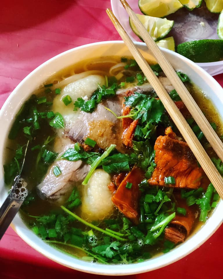 Phở Tư Lùn - Ấu Triệu