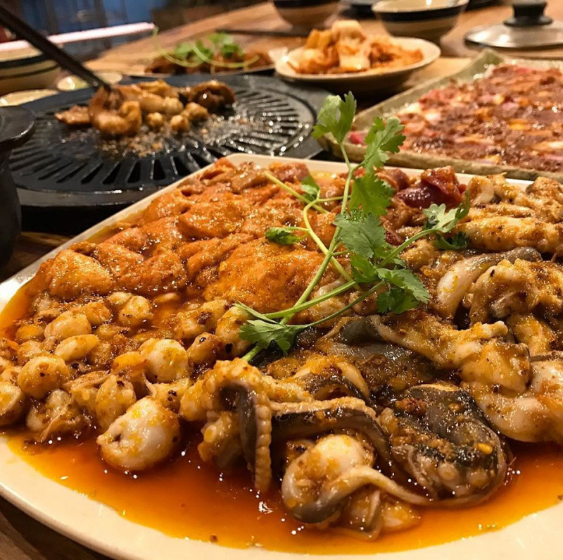 BÚN - BBQ House