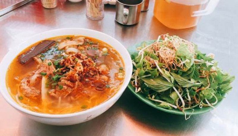 Bún bò Huế ﻿Trường Tiền