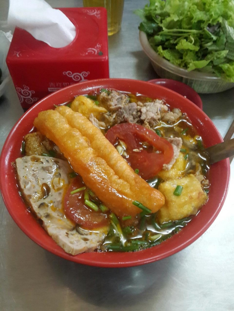 Bún riêu Tô Hiệu