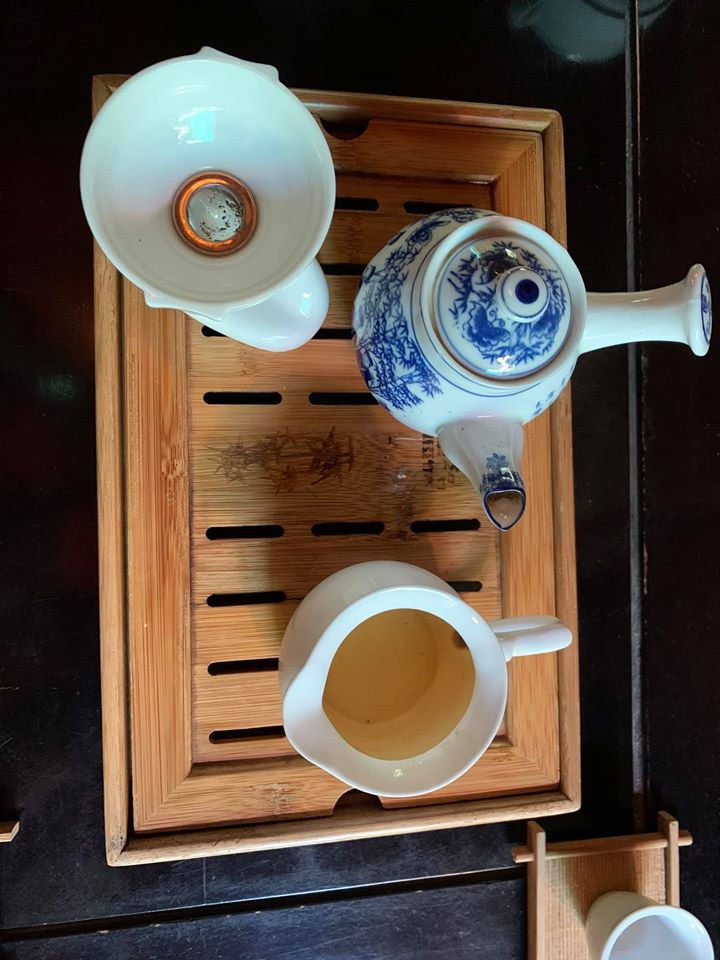 Ấm trà đơn giản mà ấn tượng tại Trà thất Kim Long