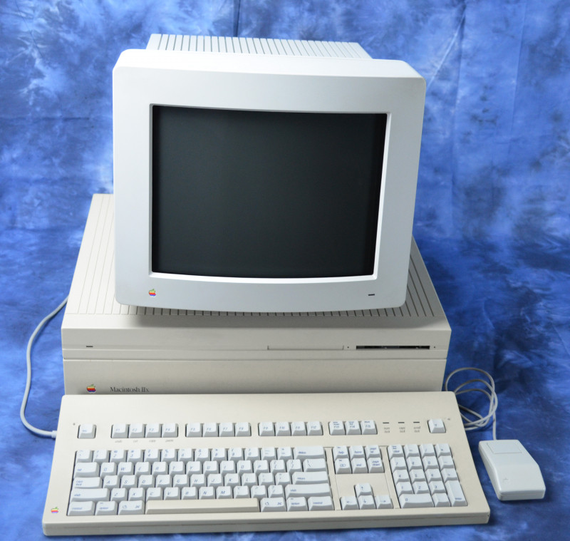 Macintosh Iix (năm 1988)