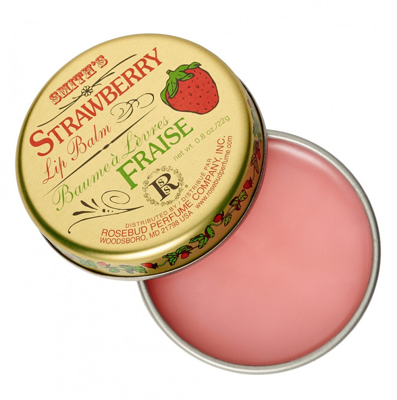 Son Dưỡng Strawberry Lip Balm với thành phần từ sáp ong tự nhiên cùng hỗn hợp hương dâu tây bí ẩn được cả các vận động viên và những người nổi tiếng yêu thích