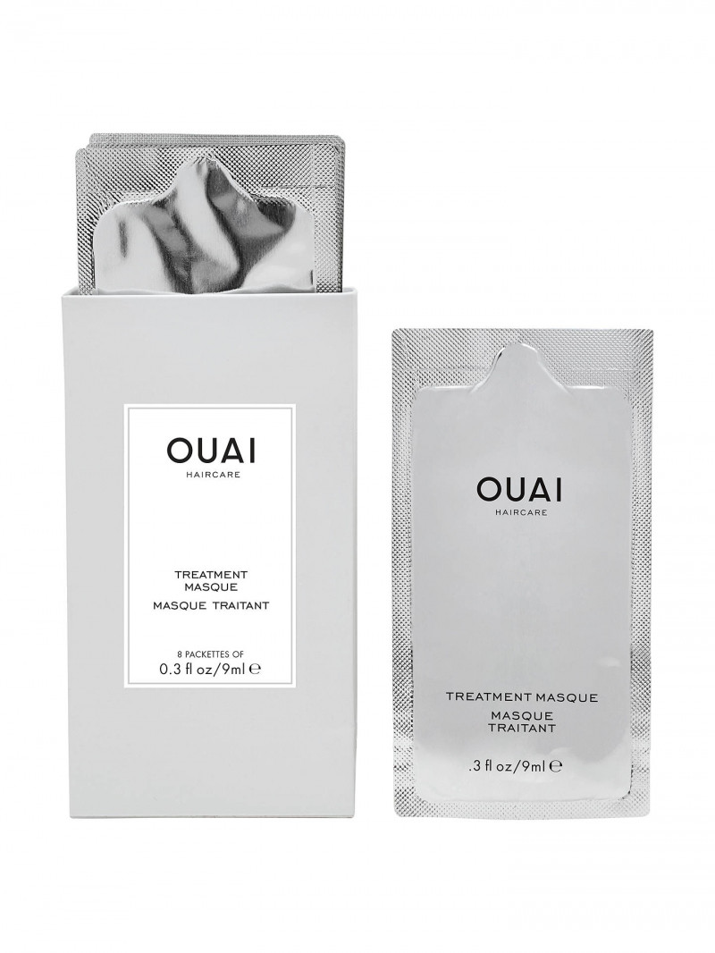 OUAI Treatment Masque là dạng mặt nạ ủ cho tóc, bổ sung keratin giúp tóc chắc khỏe, phục hồi tóc bị tổn thương do tác dụng nhiệt độ, hóa chất.