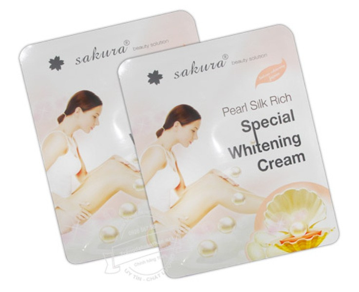 Kem tắm trắng ngọc trai, tơ tằm Sakura Pearl Silk Rich Special Whitening Cream