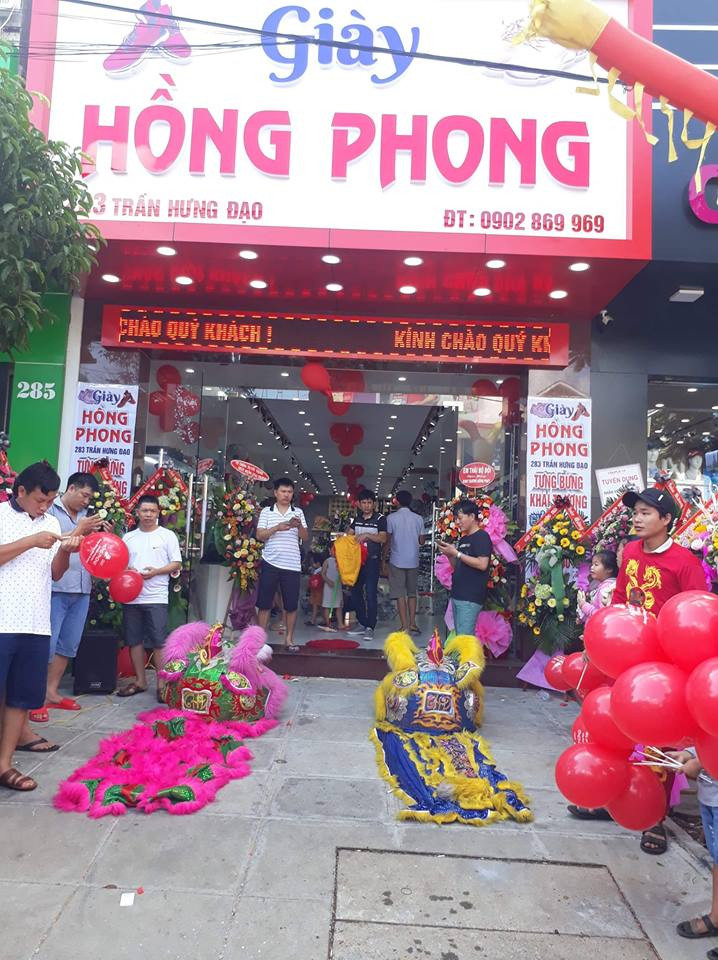 Cửa hàng Giày Hồng Phong