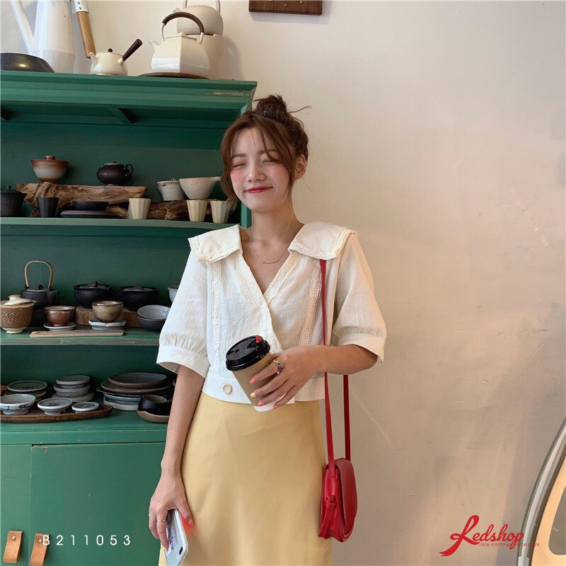 Red Shop là địa chỉ mua sắm thời trang phổ biến với giới trẻ