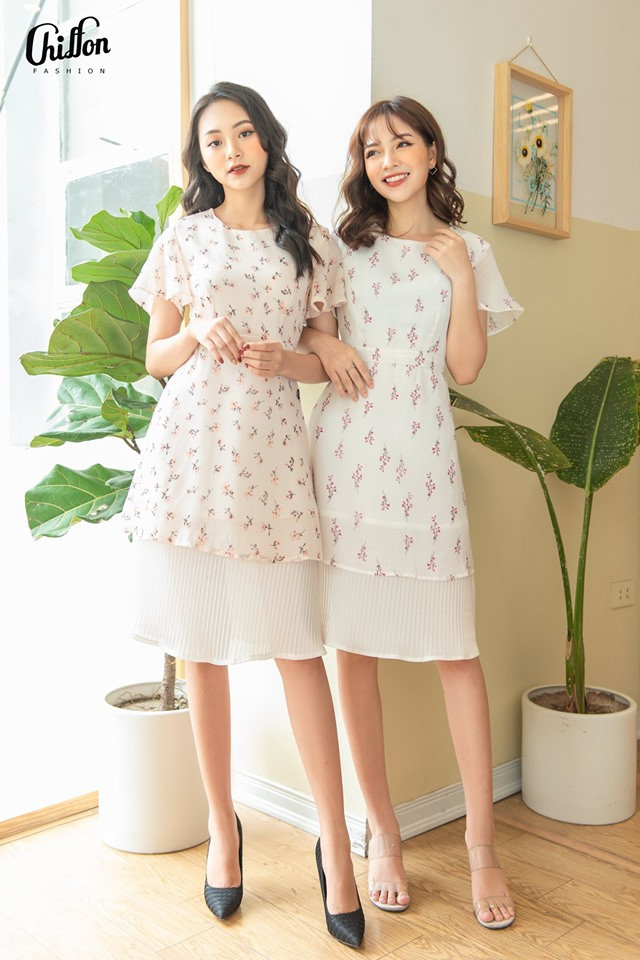 Ở Chiffon, có vô vàn nhiều những mẫu mã, kiểu dáng lẫn chất liệu đa dạng, phong phú, những chi tiết bèo nhún, thắt nơ hay xếp li đi cùng một loạt các gam màu khác nhau