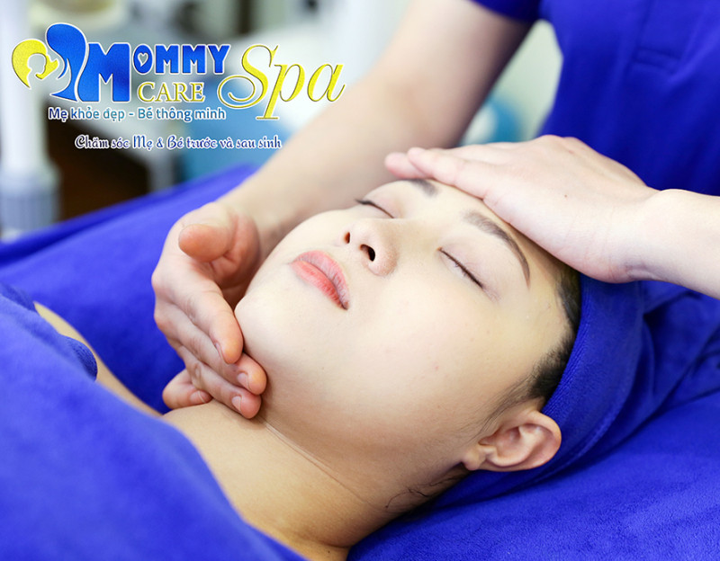 Dịch vụ massage tại nhà của Mommy Care sẽ nâng niu làn da cuả mẹ bầu để mẹ luôn là tươi xinh,