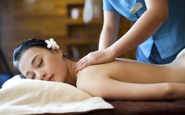 Massage giúp cơ thể thư giãn
