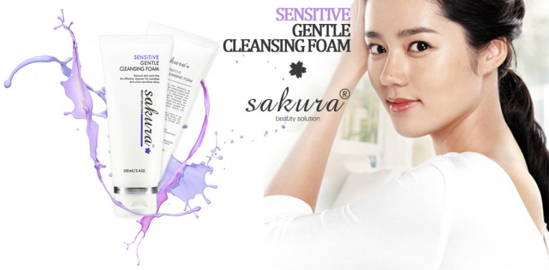 Sakura Sensitive Gentle Cleansing Foam được điều chế từ tinh chất tự nhiên